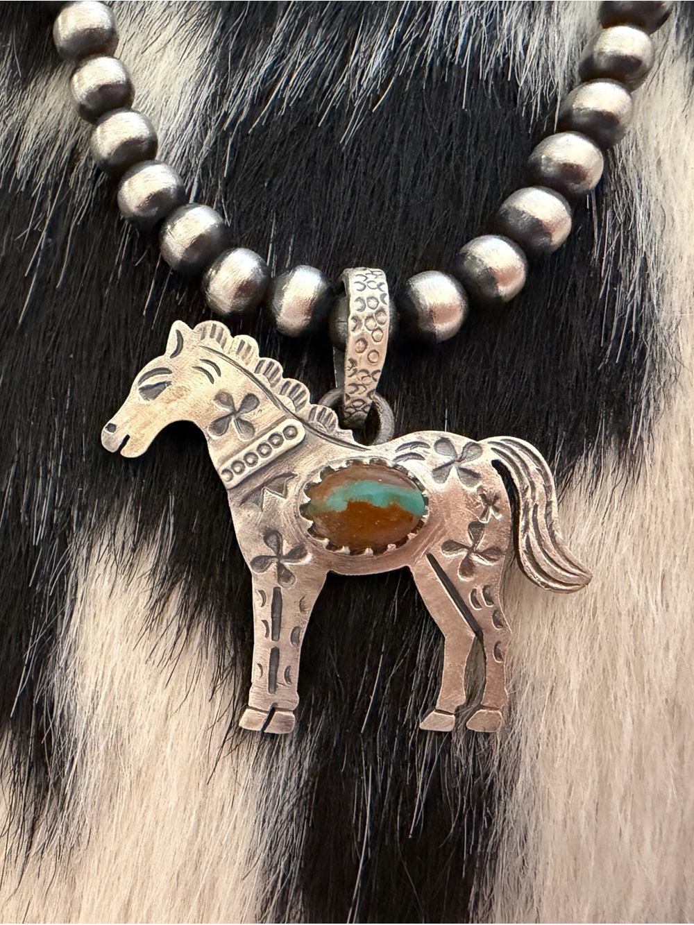 ❤️ Royston Ribbon Turquoise Hand Stamped Sterling 925 Decorative Horse Pendant